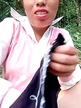 Gummiesu online show from 04/20/26, 10:07