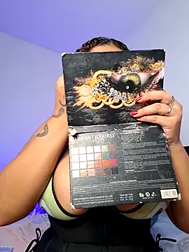 curly girl 31 online show from 04/01/26, 12:00