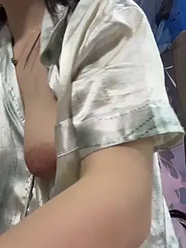 Cheating-wife online show from 05/04/26, 01:45