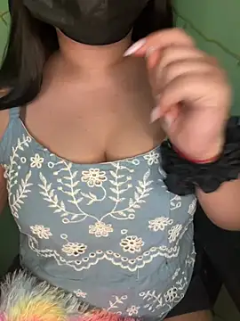 Praachiiii online show from 02/23/26, 04:37