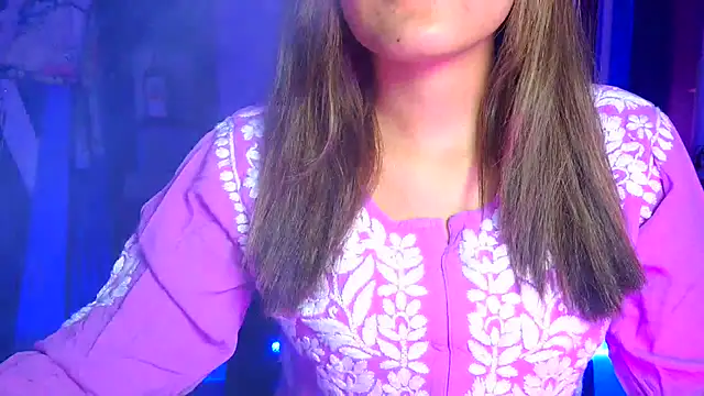  Maanvi  online show from 05/25/26, 06:14