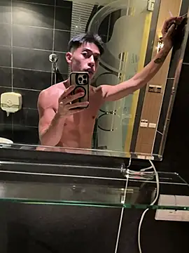 Yooo17 online show from 02/13/26, 03:30