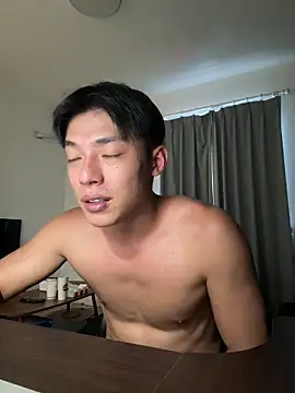 Snapshot of Yooo17 chatting on 06/13/26, 10:13 Yooo17 online show from 06/13/26, 10:13