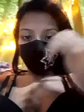 Snapshot of Maliha_Chowdhury chatting on 05/11/26, 08:31 Maliha Chowdhury online show from 05/11/26, 08:31
