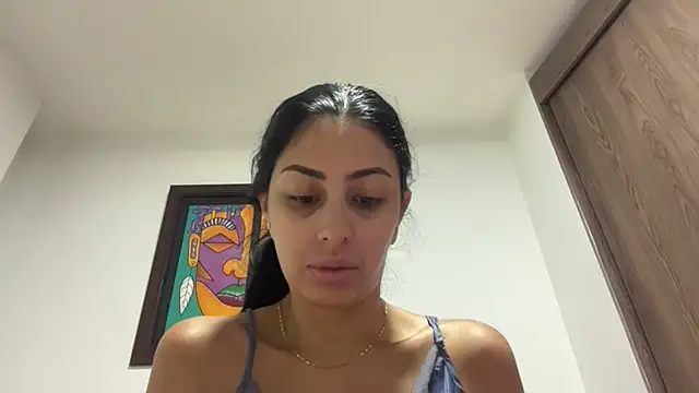 AbrilSantosxo online show from 06/23/26, 12:36