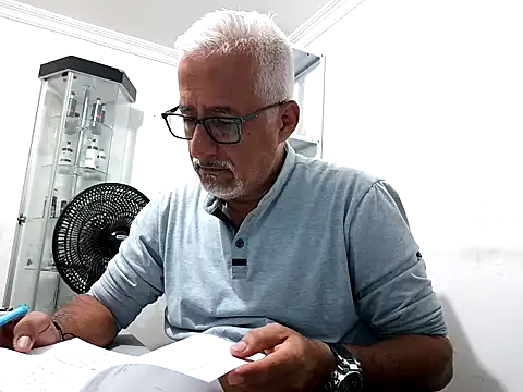 ceniizo1024 online show from 01/15/26, 03:38