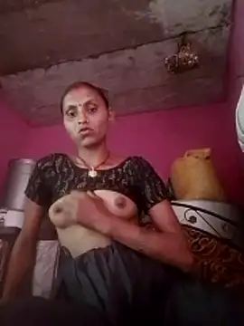 Juli rathore online show from 04/22/26, 08:39