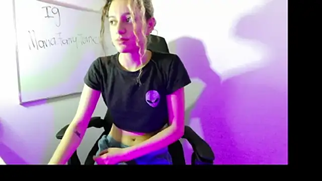 maria Turner1 online show from 06/06/26, 01:05
