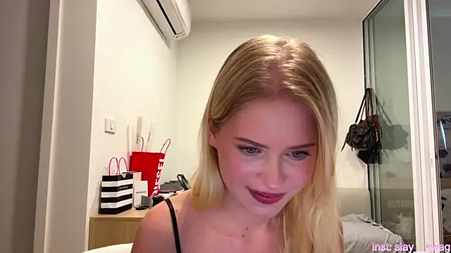 Snapshot of Slay_Swag chatting on 02/22/26, 07:19 Slay Swag online show from 02/22/26, 07:19