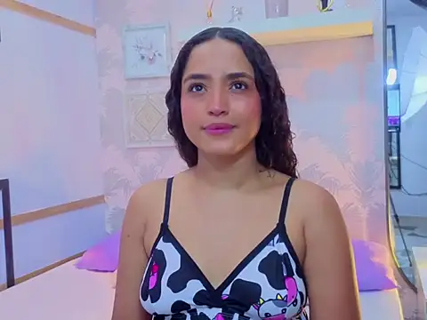 Emma Thompssonn online show from 03/05/26, 12:12