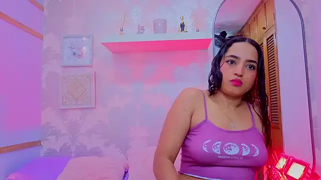 Emma Thompssonn online show from 03/16/26, 11:58