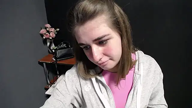 Sunny siren online show from 03/06/26, 01:29