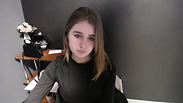 Sunny siren online show from 03/11/26, 02:01