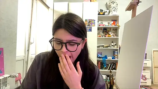 Snapshot of SaintMari chatting on 05/14/26, 02:13 SaintMari online show from 05/14/26, 02:13