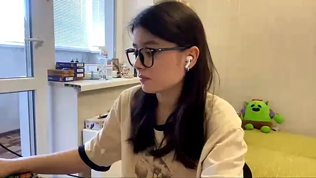 Snapshot of SaintMari chatting on 06/16/26, 02:19 SaintMari online show from 06/16/26, 02:19