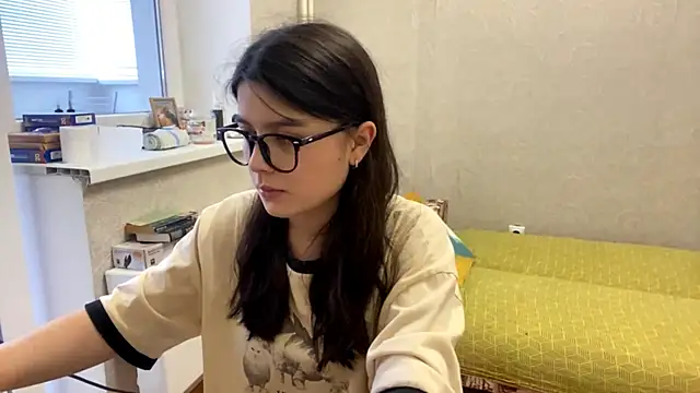 Snapshot of SaintMari chatting on 06/26/26, 02:10 SaintMari online show from 06/26/26, 02:10