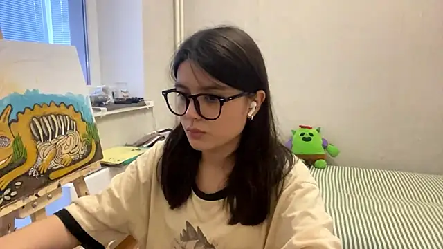 Snapshot of SaintMari chatting on 07/19/26, 02:21 SaintMari online show from 07/19/26, 02:21