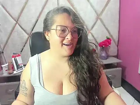 Sarah Boobs  online show from 04/10/26, 03:34