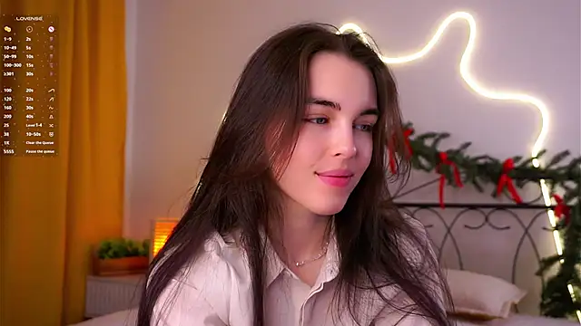 Snapshot of MirnaTellado chatting on 02/24/26, 06:28 MirnaTellado online show from 02/24/26, 06:28