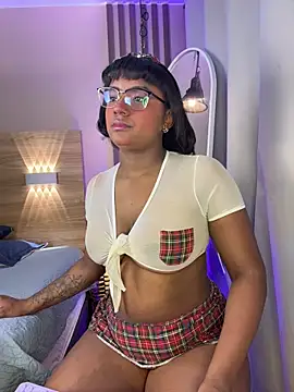 domiiniquex online show from 04/20/26, 12:52