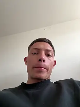 santiObrero online show from 04/08/26, 09:15