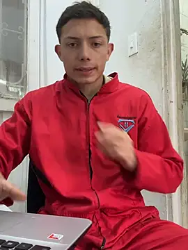 santiObrero online show from 05/02/26, 03:39