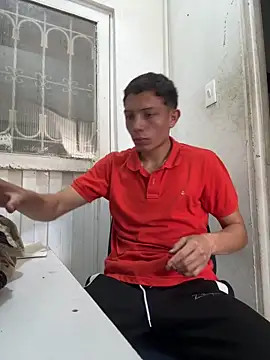 santiObrero online show from 05/20/26, 03:40