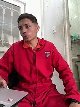 santiObrero online show from 06/01/26, 05:03