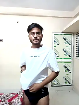 sdgjjkkmm online show from 04/21/26, 12:56