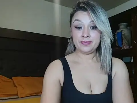 aitanalove  online show from 02/05/26, 01:32