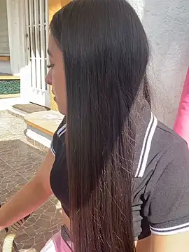 AuroraJohns Pink online show from 02/20/26, 07:58