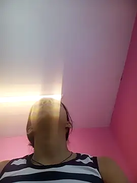 Snapshot of mitzukywinteer chatting on 02/06/26, 08:12 mitzukywinteer online show from 02/06/26, 08:12