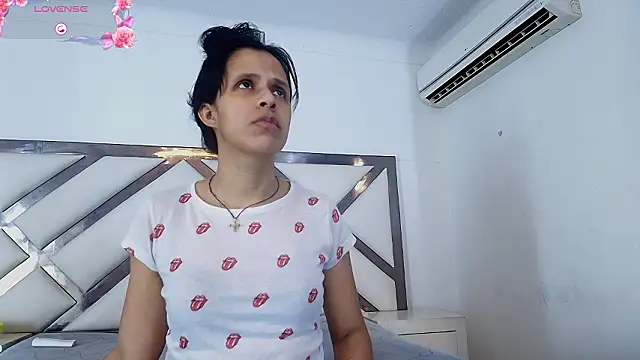 mitzukywinteer online show from 03/04/26, 09:32