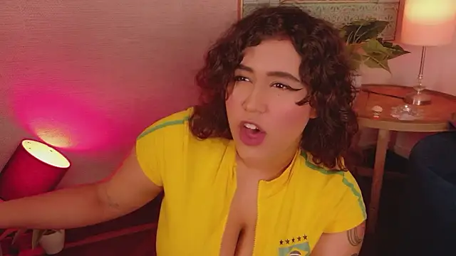 Snapshot of Maya_house chatting on 02/28/26, 05:08 Maya house online show from 02/28/26, 05:08