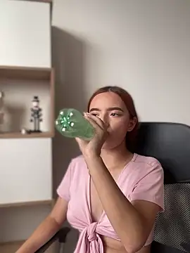 Carithooo online show from 03/20/26, 08:46