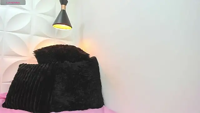 zaira skinny online show from 03/02/26, 03:30