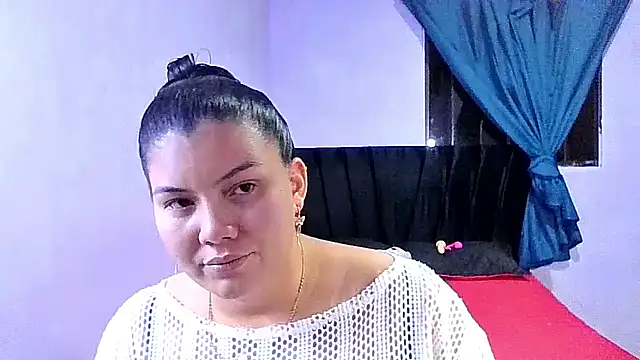 Helena-Paola online show from 03/15/26, 05:13