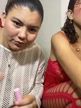 Helena-Paola online show from 05/16/26, 10:08