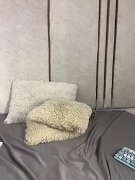 lilithdya online show from 04/23/26, 01:40