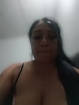 Katysaez online show from 06/12/26, 05:17