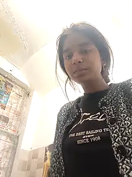 Snapshot of Cute-Natashaa chatting on 02/17/26, 03:47 Cute-Natashaa online show from 02/17/26, 03:47