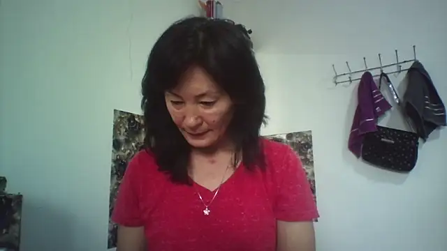 bella2322 online show from 02/11/26, 04:28