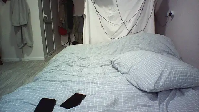 bella2322 online show from 02/15/26, 11:41