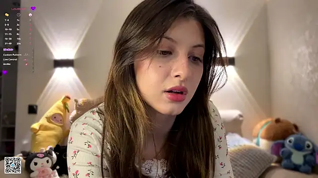 LouiseChavez online show from 04/22/26, 02:07