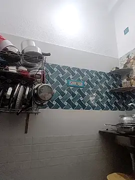 Hot-Tinaa online show from 04/11/26, 02:38