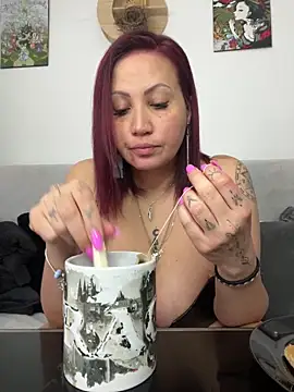 Snapshot of candyalice7 chatting on 02/24/26, 12:03 candyalice7 online show from 02/24/26, 12:03