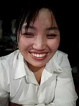 Snapshot of lia-coy chatting on 02/15/26, 12:47 lia-coy online show from 02/15/26, 12:47