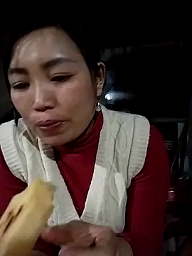 Snapshot of lia-coy chatting on 02/23/26, 03:20 lia-coy online show from 02/23/26, 03:20