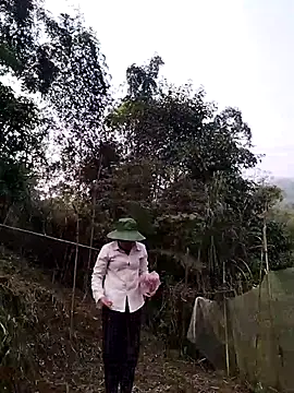 lia-coy online show from 03/29/26, 02:22