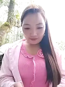 lia-coy online show from 04/19/26, 11:07